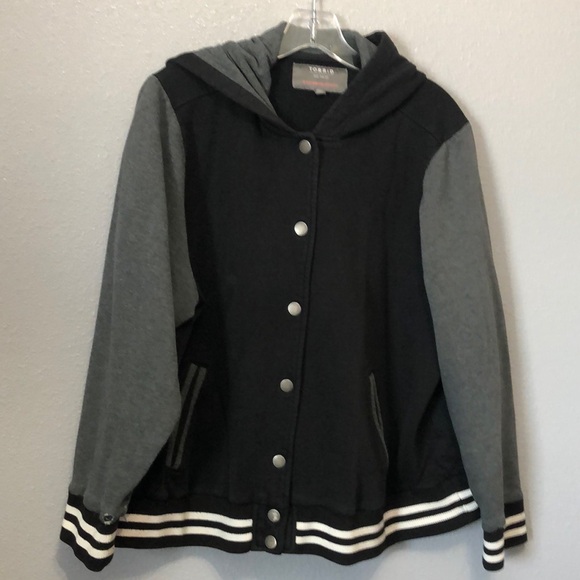 Torrid Black & Grey Varsity Hooded Bomber Jacket Women's 3X school coat fleece - Picture 12 of 13